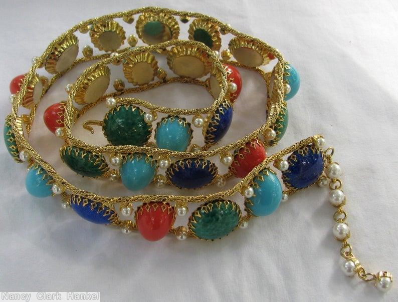 Schreiner 2 strand 14 large disc 13 oval stone total 27 stone faux pearl lapis emerald opaque coral opaque baby blue goldtone jewelry