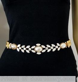 Schreiner 3 large oval cab connected by 18 navette 6 chaton crystal large oval baroque pearl goldtone stretch metal belt jewelry