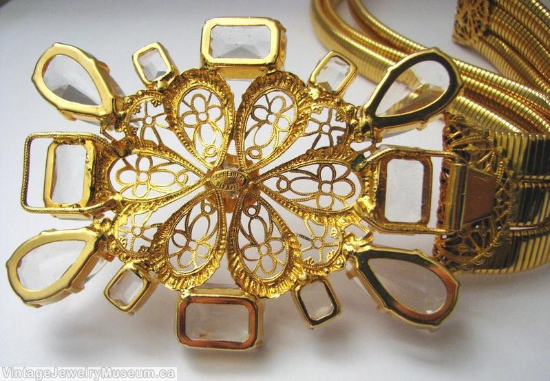 Schreiner large rectangle buckle 6 leaf filigree large faceted surrounding stone 4 large faceted teardrop 4 large faceted emerald cut goldtone crystal faceted jewelry