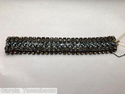 Schreiner 5 row square stone center 26 column ice blue small square center stone smoke chaton amber oval jewelry