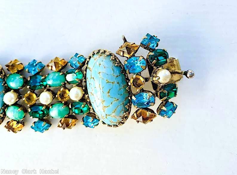 Schreiner 5 row wide bracelet 4 large oval cab turquoise large oval cab amber faux pearl blue square stone green goldtone jewelry