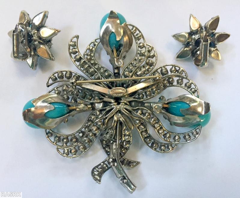 Schreiner 14 swirled wired ribbon 3 large bead radial pin clustered ball center baguette stem 7 teardrop marbled aqua bubble green crystal deep blue silvertone jewelry