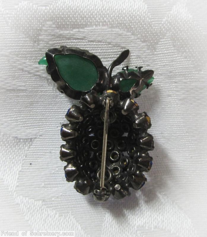 Schreiner 2 carved leaf domed clustered ball berry pin 1 large leaf 1 small leaf short hammered stem blue chaton green carved leaf jewelry