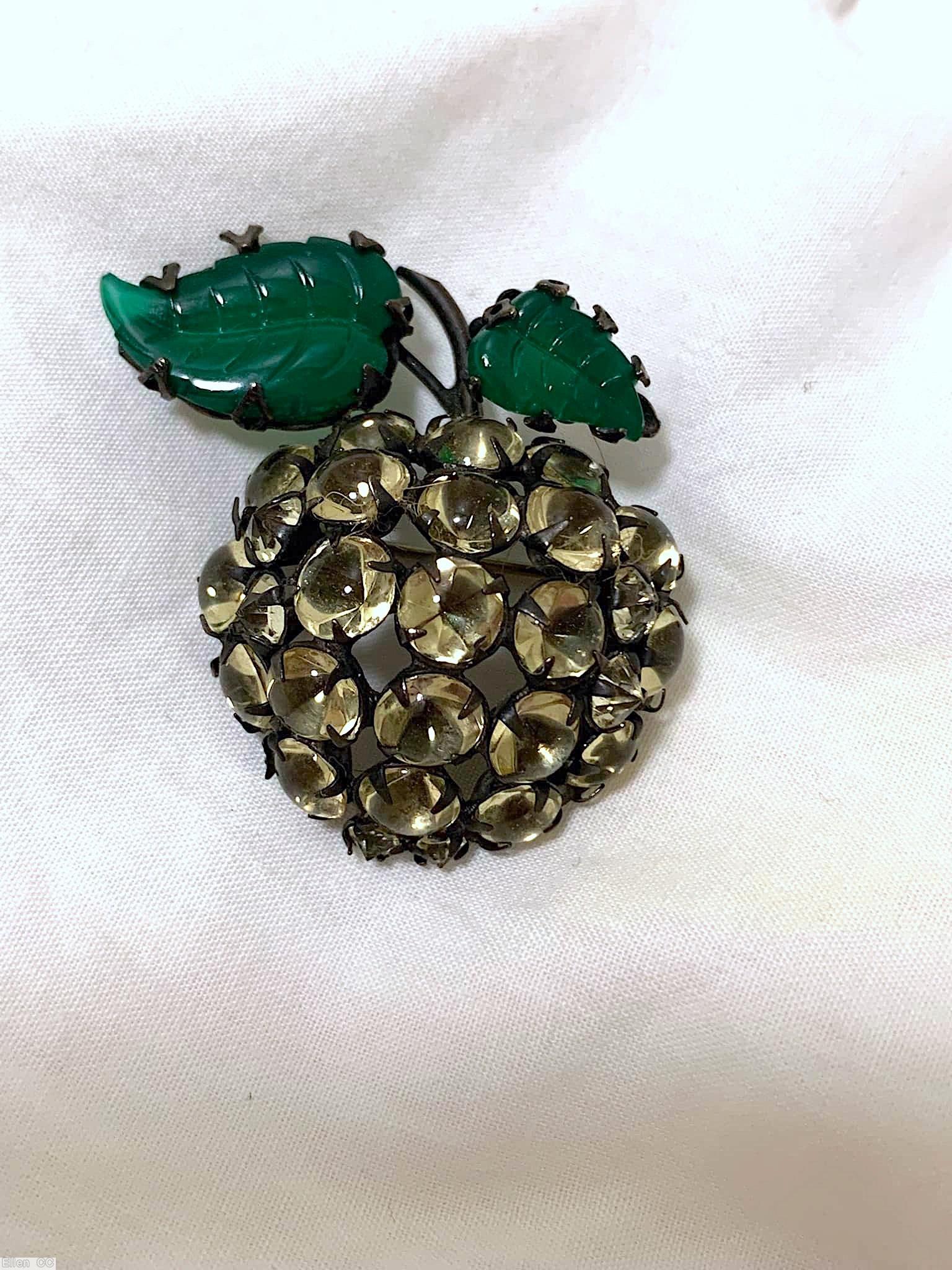 Schreiner 2 carved leaf domed clustered ball berry pin 1 large leaf 1 small leaf short hammered stem clear champagne chaton green carved leaf jewelry