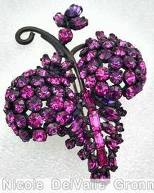 Schreiner 2 clustered ball leaf pin magenta jewelry