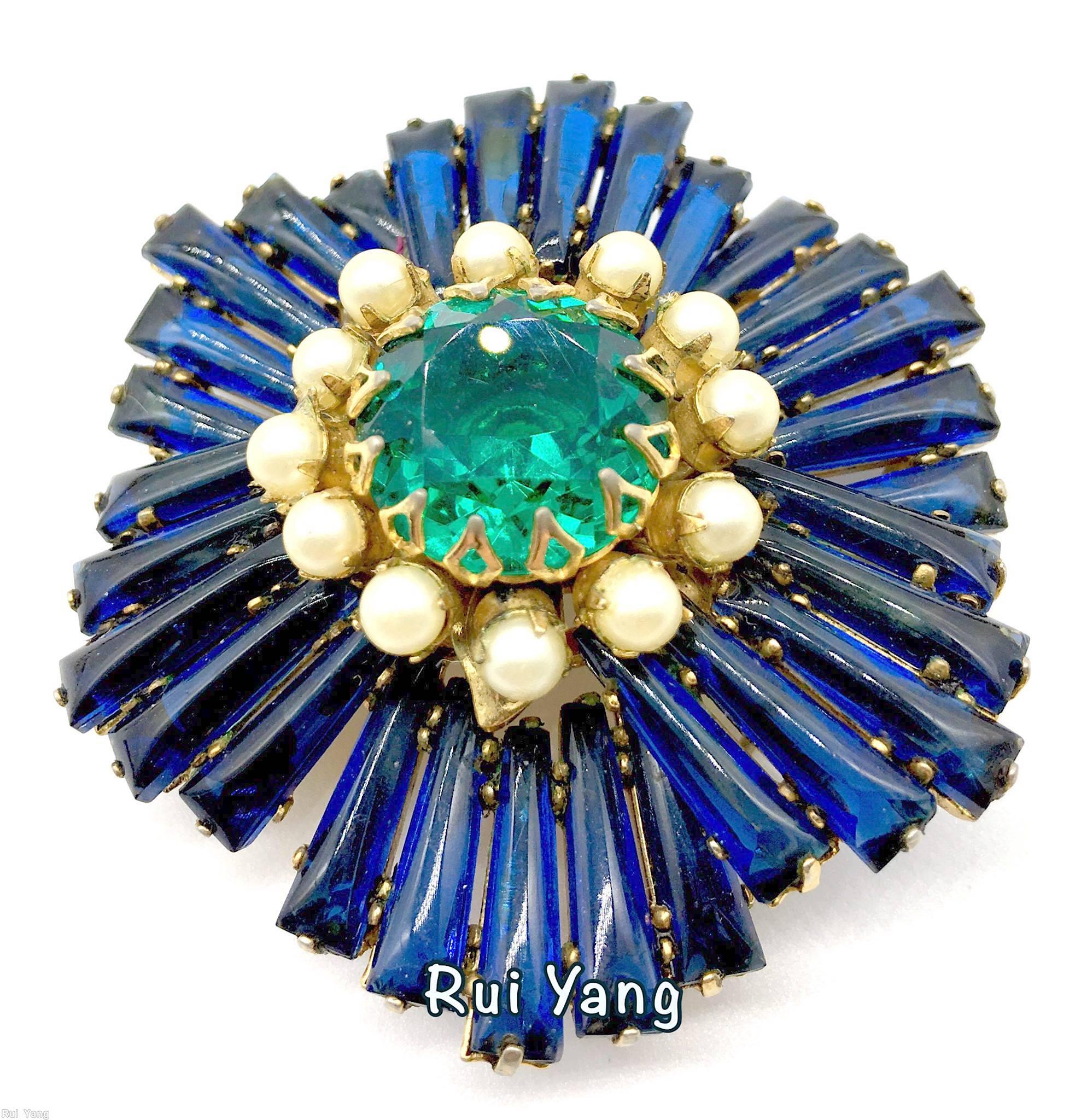 Schreiner 2 level 3 group of 5 keystone pin large round cab center stone 12 surrounding small chaton marina blue keystone faux pearl green chaton center goldtone jewelry