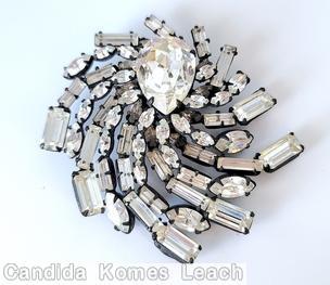 Schreiner 2 level radial swirl pin of 18 branch large teardrop center top 8 navette branch bottom 10 baguette branch crystal jewelry