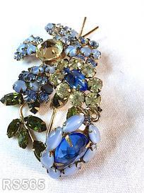 Schreiner 2 trembler flower 3 branch bunch pin 1 large teardrop 2 large oval cab moonglow blue navette blue large teardrop peridot navette ice blue small inverted clear champgne goldtone jewelry