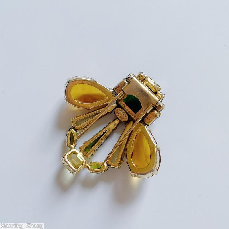 Schreiner 3 keystone body teardrop wing bug square stone head 4 surrounding small baguette large topaz faceted teardrop clear champagne keystone emerald square stone peridot keystone goldtone jewelry