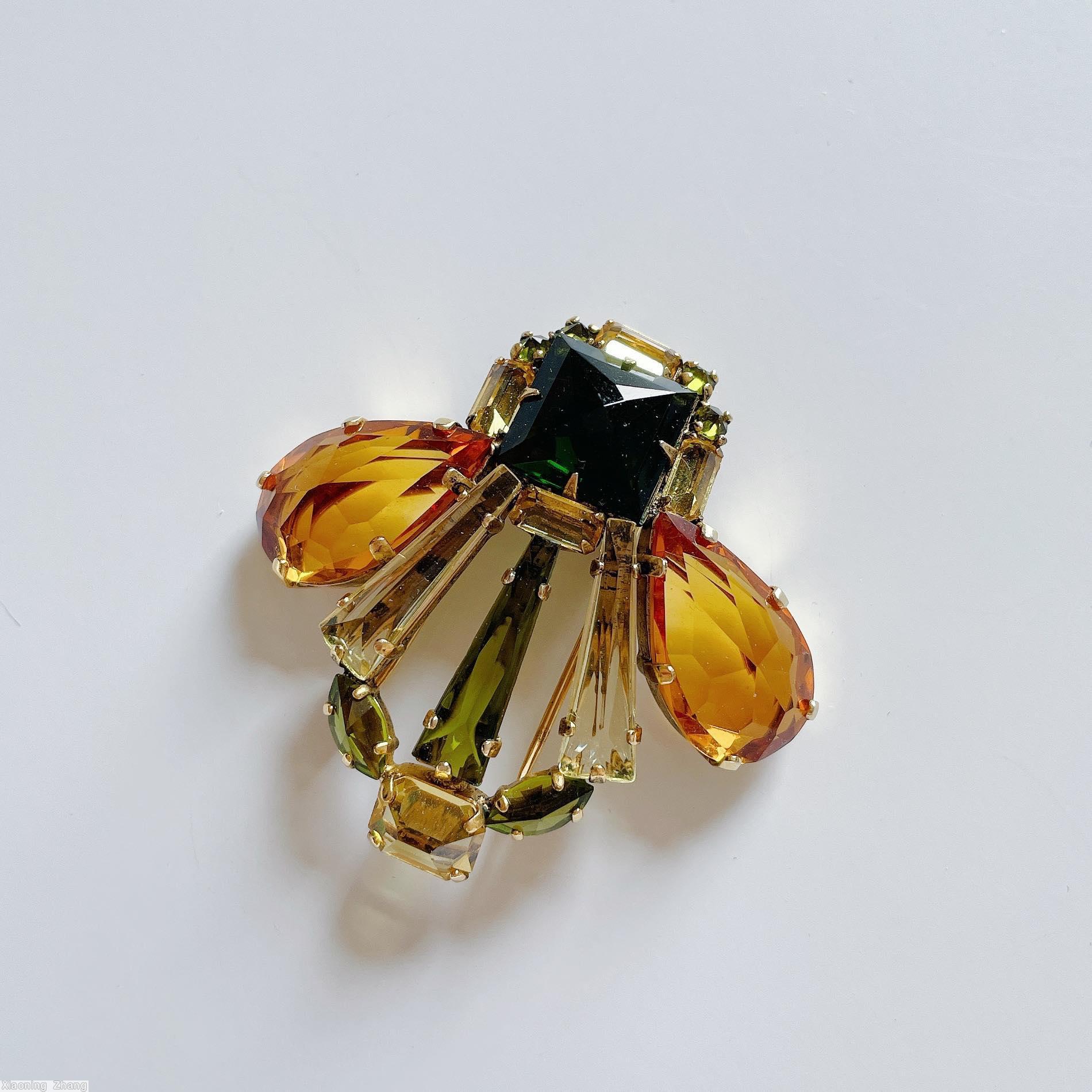 Schreiner 3 keystone body teardrop wing bug square stone head 4 surrounding small baguette large topaz faceted teardrop clear champagne keystone emerald square stone peridot keystone goldtone jewelry