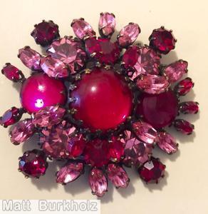 Schreiner 3 large round cab in a row oval pin pink jewelry