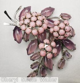 Schreiner 3 trembling flower bunch pin lavender jelly bean opaque pink small cab silvertone jewelry