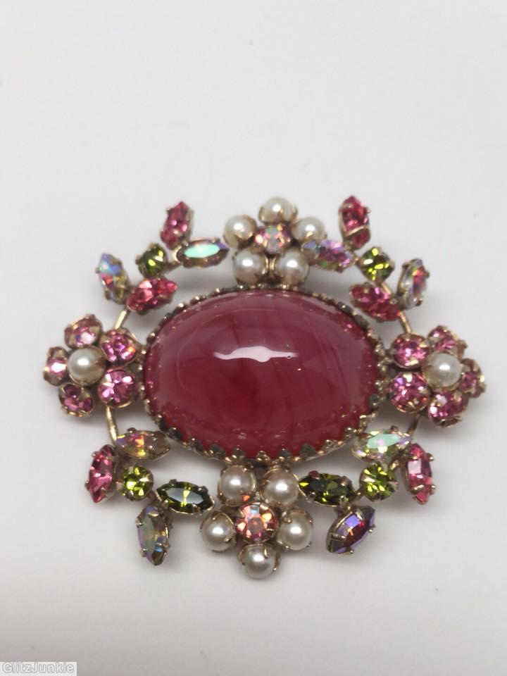 Schreiner 4 clustered flower 4 branch oval pin large oval center raspberry pink faux pearl seeds peridot amber jewelry
