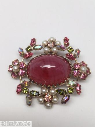 Schreiner 4 clustered flower 4 branch oval pin large oval center raspberry pink faux pearl seeds peridot amber jewelry