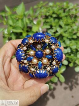 Schreiner 4 large oval stone 4 large round stone wall concave round stone center 5 small chaton surrounding 5 navette lapis faux pearl goldtone jewelry