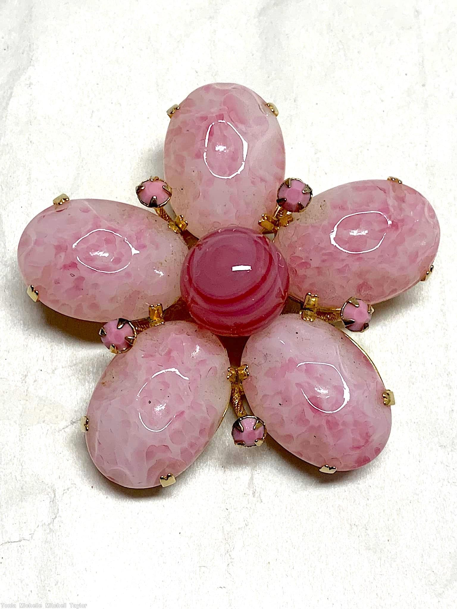 Schreiner 5 large oval cab 5 small chaton branch radial pin large chaton center pale pink marbled moon rock large oval art glass fuschia marble bubble opaque pink small chaton goldtone jewelry