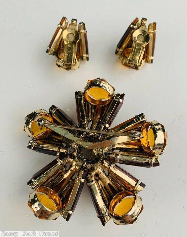 Schreiner 5 petal keystone radial 2 level pin pointy stone end faceted chaton center 5 navette top level brown keystone amber pointy faceted stone coral navette goldtone jewelry