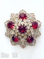 Schreiner 6 chaton scrollwork pentagon shaped pin faceted ruby chaton crystal chaton goldtone jewelry