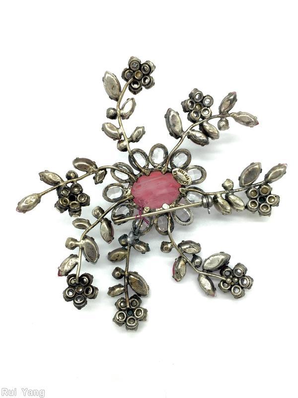Schreiner 7 clustered flower long branch sprawling radial flower pin large oval center 11 surrounding stone marbled pink fuchsia ice pink crystal faux pearl seeds jewelry