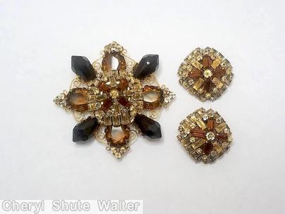 Schreiner 8 branch radial 2 level pin scrollwork 4 pointy teardrop filigree hook eye jet faceted spear shaped stone brown faceted teardrop goldtone jewelry