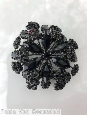 Schreiner 8 clustered flower spray pin jet jewelry