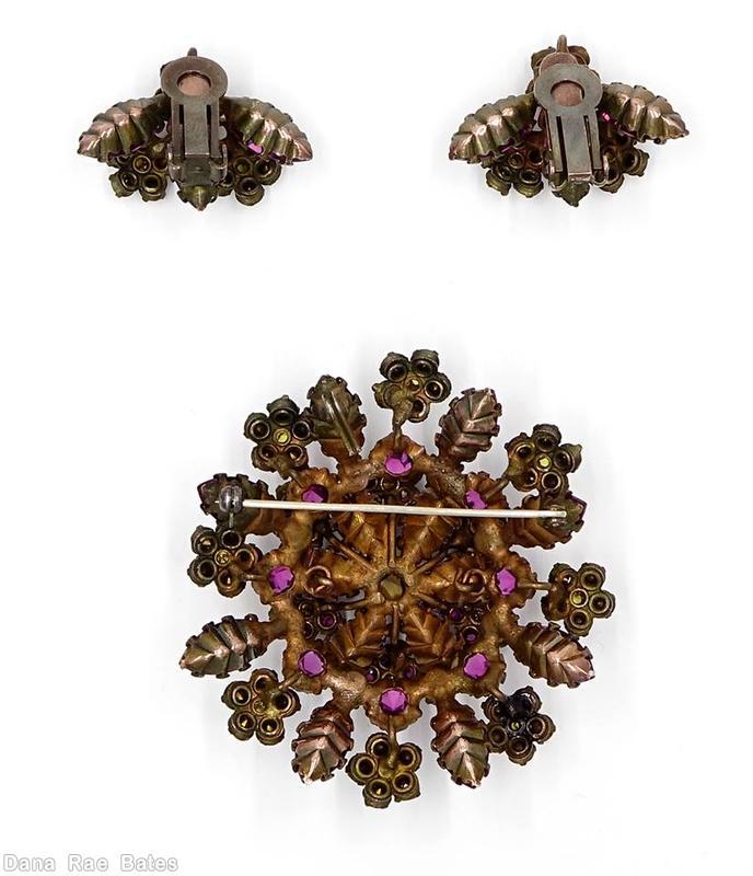 Schreiner 8 clustered flower spray pin peridot purple lavender brown jewelry
