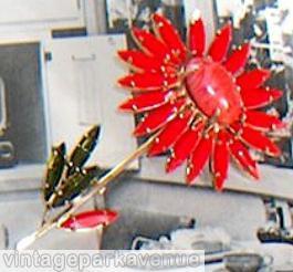 Schreiner black eye daisy pin long stem large oval center 20 petal 4 leaf red jet leaf navette goldtone jewelry