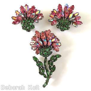 Schreiner carnation pin 6 small baguette curly stem half clustered ball receptacle 2 level petal bottom 8 petal ab pink navette petal dark green silvertone jewelry