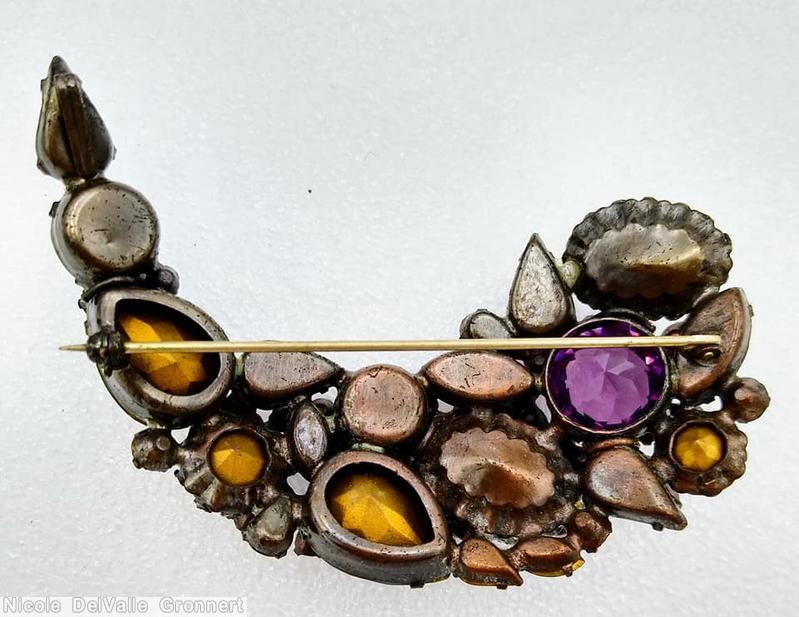 Schreiner comma shaped pin 2 large teardrop 2 large oval stone 2 large round stone purple ruby teardrop lavender jewelry