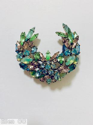 Schreiner crescent pin apple green navette ice blue navette aqua oval stone peach navette bicolor white green jelly bean goldtone jewelry