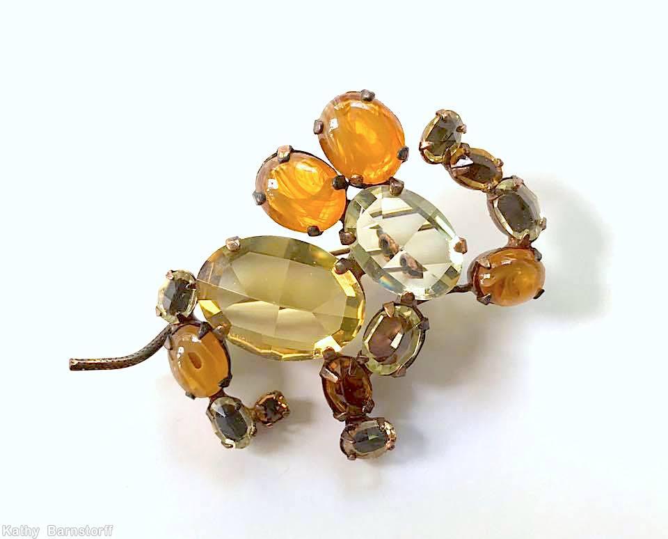 Schreiner elephant trembling trunk large oval cab body marbled amber clear champgne metalic brown jewelry