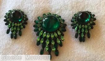 Schreiner fringe branch pin 11 branch large round center navette surrounding stone emerald large round cab center apple green emerald jewelry