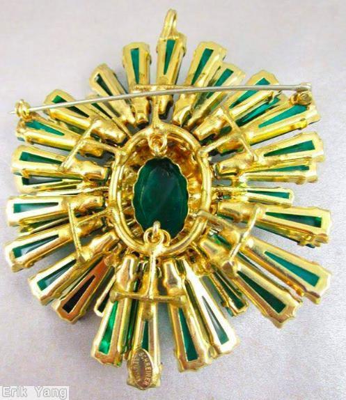 Schreiner giant ruffle keystone large oval center emerald crystal goldtoned jewelry