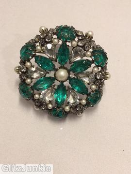 Schreiner hexagonal domed radial concave flat top pin small chaton center 6 surrounding navette 6 round stone on side wall emerald faux pearl crystal jewelry