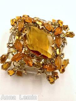Schreiner large diamond faceted center high domed square pin 4 large side amber crystal goldtone jewelry