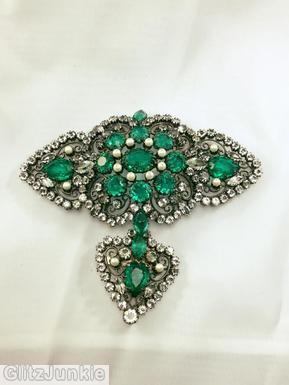 Schreiner large filigree top down heart shaped pin dangle 8 large chaton large oval center 2 teardrop crystal emerald faux pearl silvertone jewelry