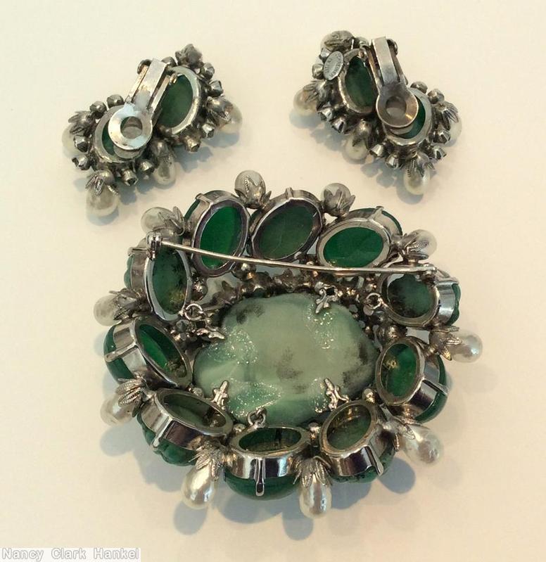 Schreiner large moon rock center domed radial pin 20 faux pearl 5 moon rock side 10 swirled large oval cab emerald large oval cab turquoise moon rock green jewelry