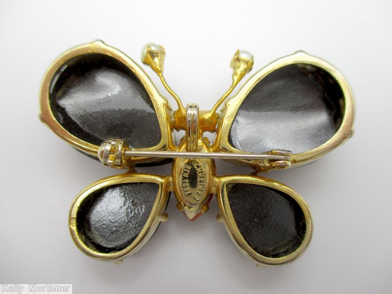 Schreiner large teardrop wing butterfly 4 teardrop 1 large navette body 2 small chaton eye 2 long stem antenna small chaton top jet teardrop wing matrix coral large navette moonglow small chaton goldtone jewelry