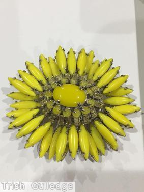 Schreiner navette ruffle pin hook eye domed oval center 2 rounds surrounding stone opaque lime jewelry