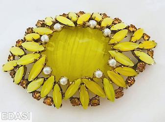 Schreiner oval radial pin large center stone 30 random arranged jelly bean navette 8 small faux pearl 20 small chaton lime jelly bean topaz small chaton lime striped large center goldtone jewelry