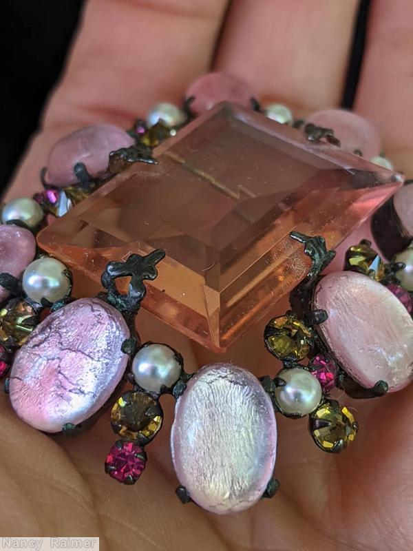 Schreiner radial rectangle pin 1 large rectangle faceted crystal center 8 oral cab 8 small surrounding small chaton large peach open back clear rectangle faceted center pink art glass cab peridot chaton faux pearl fuschia small chaton jewelry
