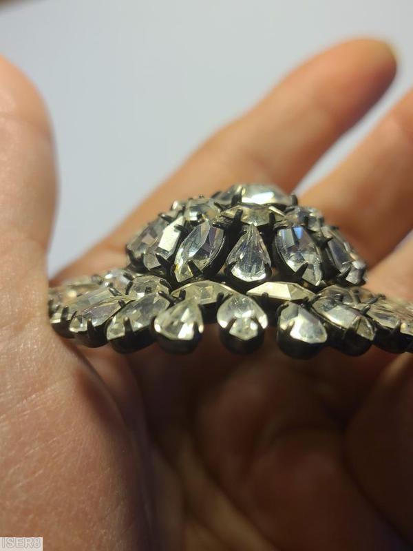 Schreiner round radial center domed pin chaton center 7 surrounding square stone small navette small teardrop crystal gunmetal jewelry