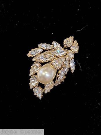 Schreiner swirled bead pin 1 bubble crystal large faux bead bubble goldtone jewelry
