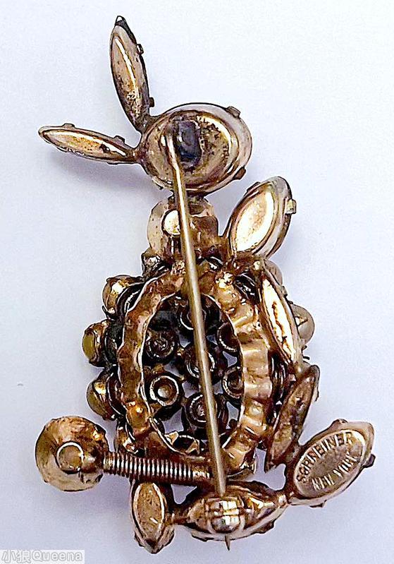 Schreiner trembling tail bunny faux pearl clustered body amber moonglow white paw crystal jewelry