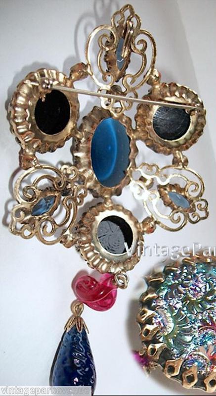 Schreiner triangle top down 1 dangle pin 3 large chaton large oval center filigree navy fuschia small chaton iridescent pinwheel large round art glass gold scrollwork goldtone jewelry