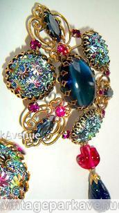 Schreiner triangle top down 1 dangle pin 3 large chaton large oval center filigree navy fuschia small chaton iridescent pinwheel large round art glass gold scrollwork goldtone jewelry