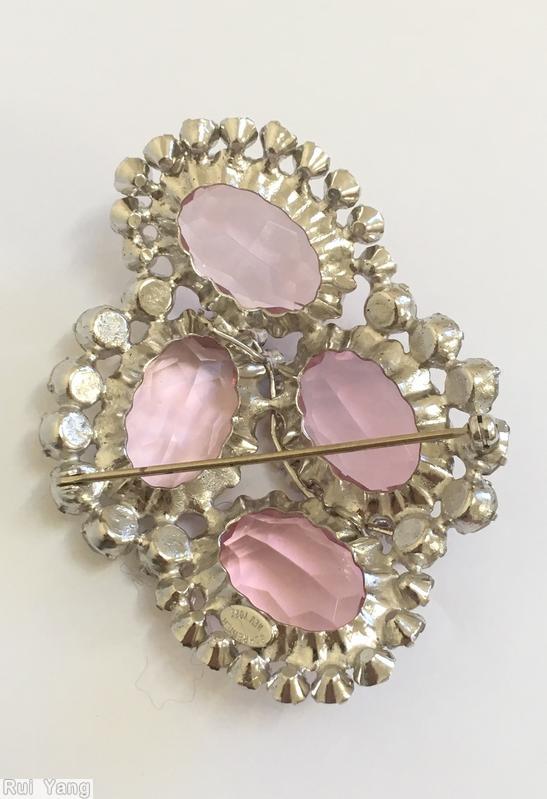 Schreiner wavy arranged 4 large oval cab pin pink large oval cab open back peridot ab silvertone jewelry
