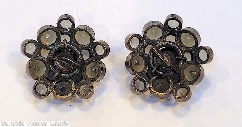 Schreiner star shaped domed radial 2 level button chaton center top level 5 chaton surrounding bottom level 5 large chaton 5 small chaton smoky open back jewelry