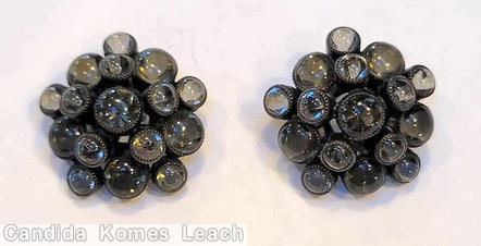 Schreiner star shaped domed radial 2 level button chaton center top level 5 chaton surrounding bottom level 5 large chaton 5 small chaton smoky open back jewelry