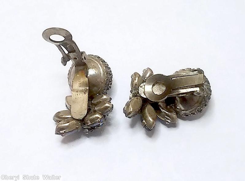 Schreiner 1 large chaton 1 clustered flower varied size 6 navette moonglow blue large chaton ice blue aqua silvertone jewelry